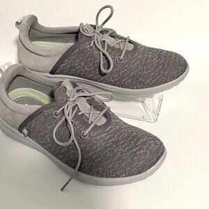 Minnetonka Women’s Eco Anew Sustainable Grey Sneakers – Size 10